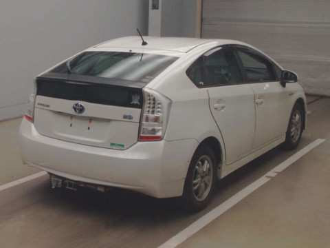 2010 Toyota Prius ZVW30[1]