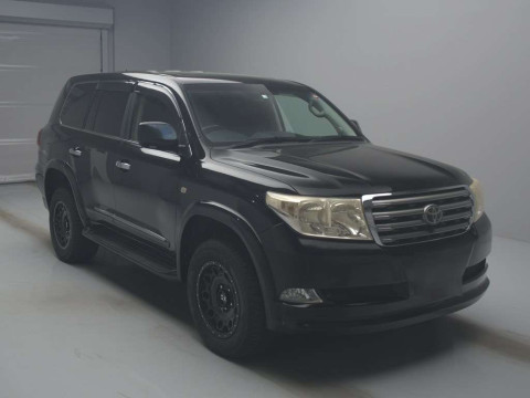 2010 Toyota Land Cruiser URJ202W[2]