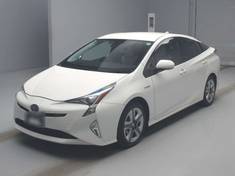 2017 Toyota Prius ZVW55[0]