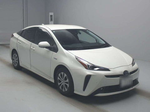 2019 Toyota Prius ZVW51[2]