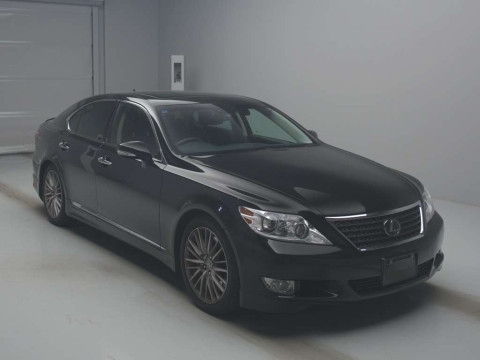 2010 Lexus LS USF40[2]