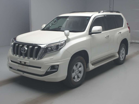 2016 Toyota Land Cruiser Prado TRJ150W[0]