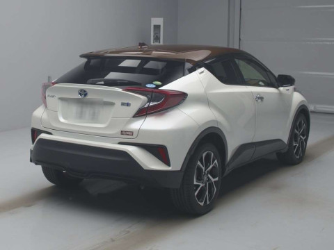 2019 Toyota C-HR ZYX10[1]