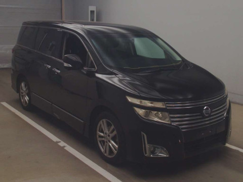 2010 Nissan Elgrand TE52[2]