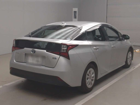 2019 Toyota Prius ZVW51[1]