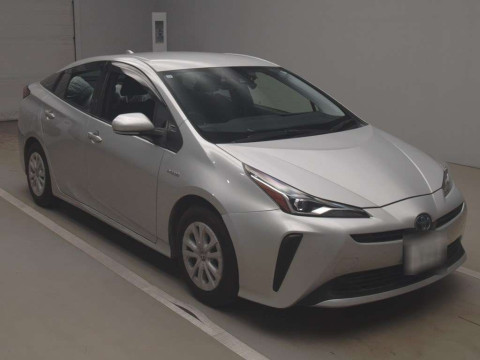 2019 Toyota Prius ZVW51[2]