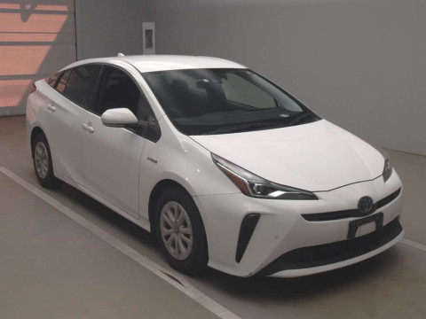 2019 Toyota Prius ZVW51[2]