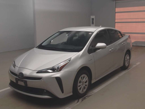 2019 Toyota Prius ZVW55[0]