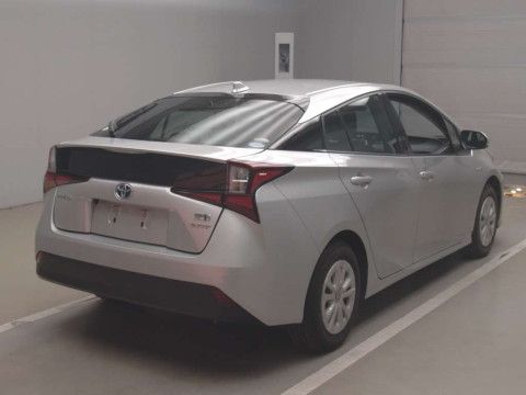 2019 Toyota Prius ZVW55[1]