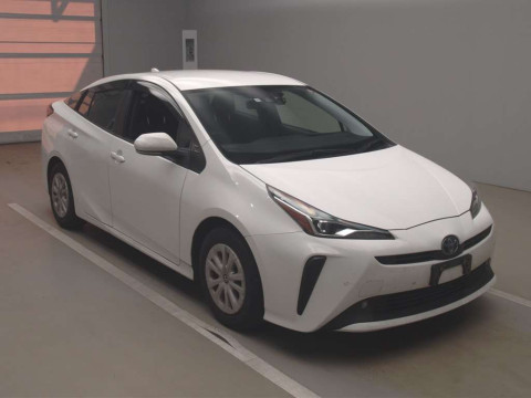 2021 Toyota Prius ZVW51[2]