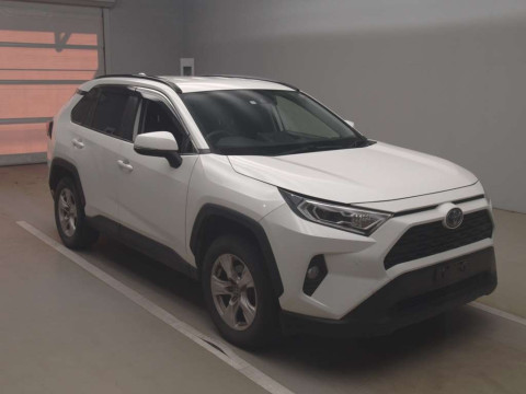 2021 Toyota RAV4 AXAH54[2]