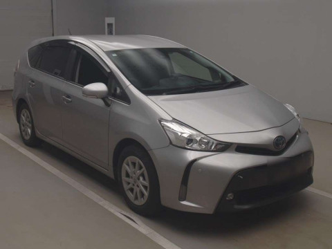 2021 Toyota Prius alpha ZVW41W[2]