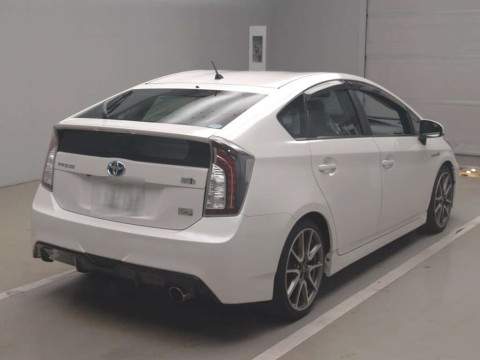 2014 Toyota Prius ZVW30[1]