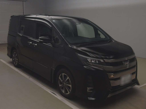 2018 Toyota Noah ZRR80W[2]