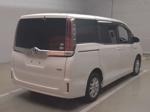 2019 Toyota Noah ZWR80G[1]