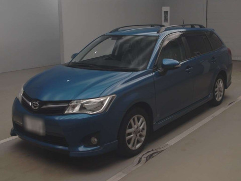 2013 Toyota Corolla Fielder NZE161G[0]