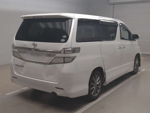 2013 Toyota Vellfire ANH20W[1]