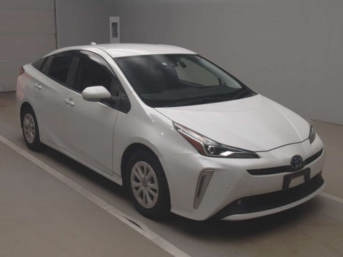 2021 Toyota Prius ZVW51[2]