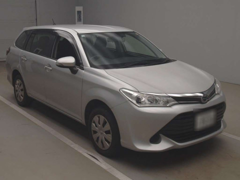 2016 Toyota Corolla Fielder NZE164G[2]