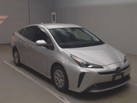 2019 Toyota Prius ZVW51[2]