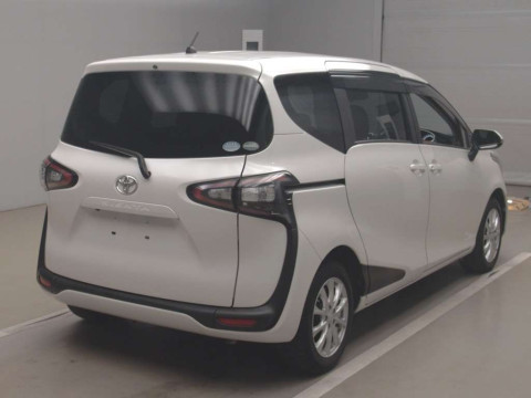 2015 Toyota Sienta NSP170G[1]