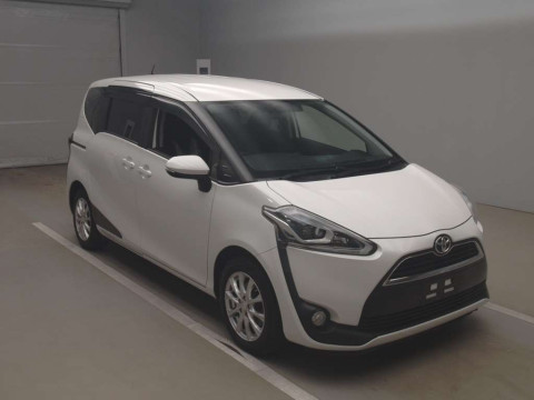 2015 Toyota Sienta NSP170G[2]