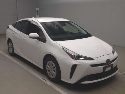 2021 Toyota Prius ZVW51[2]