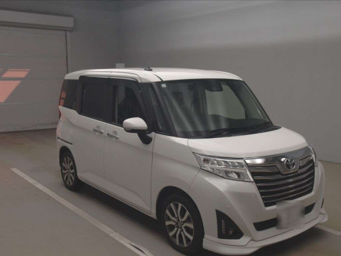 2019 Toyota Roomy M900A[2]