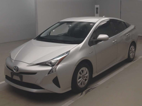 2017 Toyota Prius ZVW51[0]