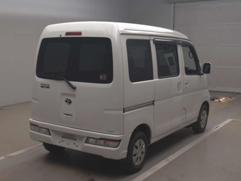 2020 Toyota Pixis Van S331M[1]