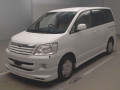 2001 Toyota Noah