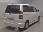 2001 Toyota Noah