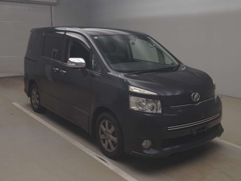 2009 Toyota Voxy ZRR70W[2]