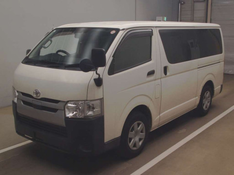 2018 Toyota Regiusace Van GDH201V[0]