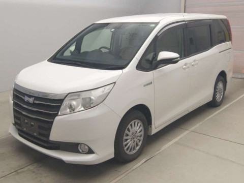 2014 Toyota Noah ZWR80G[0]