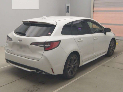 2020 Toyota Corolla Touring Wagon ZRE212W[1]