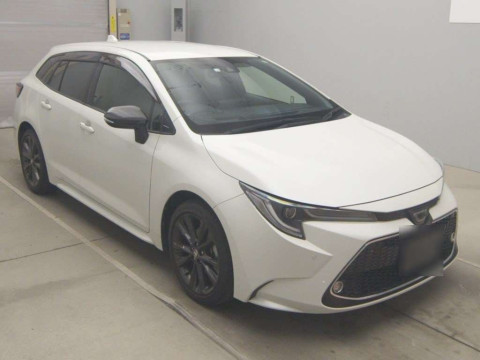 2020 Toyota Corolla Touring Wagon ZRE212W[2]