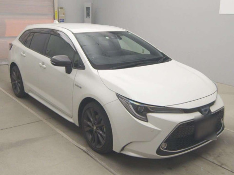 2020 Toyota Corolla Touring Wagon ZWE211W[2]