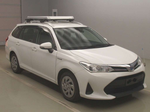 2018 Toyota Corolla Fielder NKE165G[2]