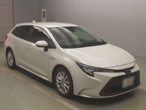 2019 Toyota Corolla Touring Wagon ZWE211W[2]