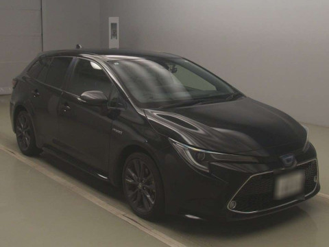 2019 Toyota Corolla Touring Wagon ZWE211W[2]