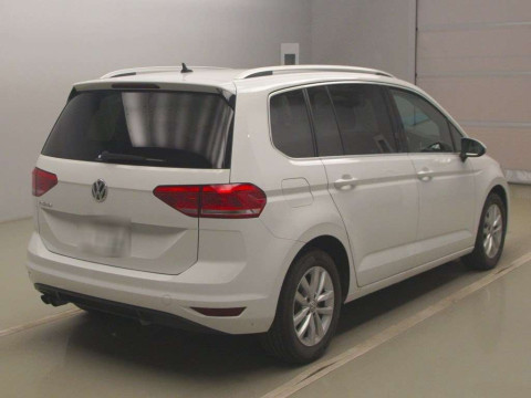 2019 Volkswagen Golf Touran 1TCZD[1]