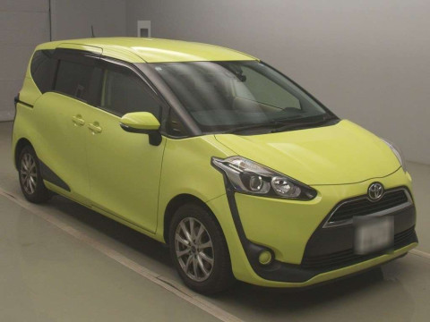 2015 Toyota Sienta NSP170G[2]