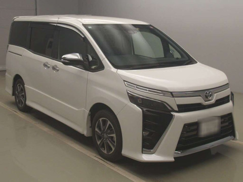 2020 Toyota Voxy ZRR80W[2]