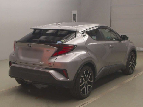 2020 Toyota C-HR ZYX11[1]