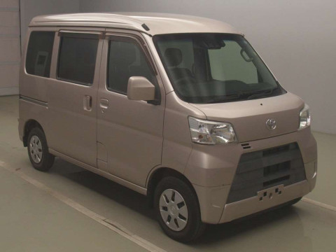 2018 Toyota Pixis Van S321M[2]