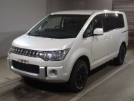 2016 Mitsubishi Delica D5