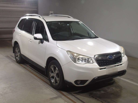 2014 Subaru Forester SJ5[2]