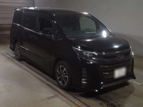 2017 Toyota Noah ZRR80W[2]