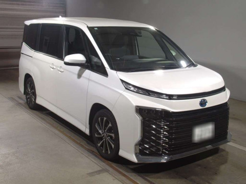 2024 Toyota Voxy ZWR90W[2]